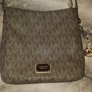 Michael Kors Crossbody